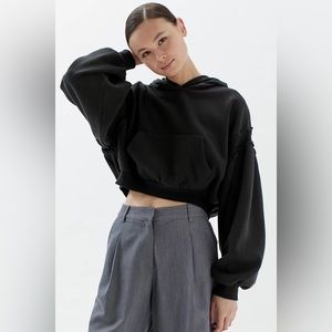 BDG Charlyee Cropped Hoodie